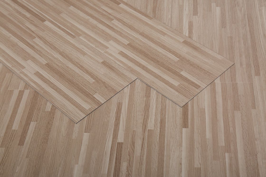 PVC sàn ván 4.0mm 5.0mm tự dính ván sàn vinyl 3.0mm UV phủ