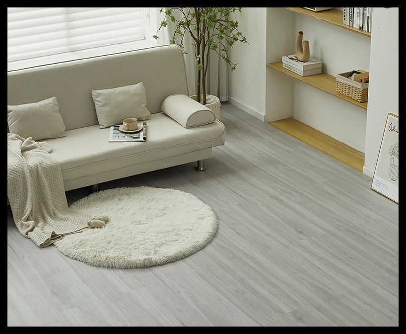 Lớp mòn 0,07mm/0,15mm Lớp trên LVT sàn mịn và cạnh thẳng